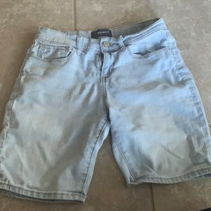 Old navy shorts. Size 14
